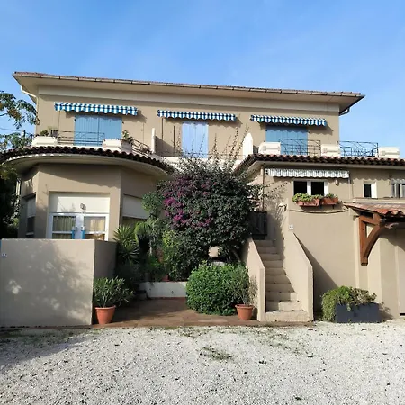 T2 Le Clos Fleuri